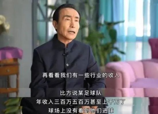 他犹记得当时看到这个新闻时的震撼和感动，他认为自己有一种使命感必须把这群争分夺秒急速救援创造生命奇迹的普通人记录下来